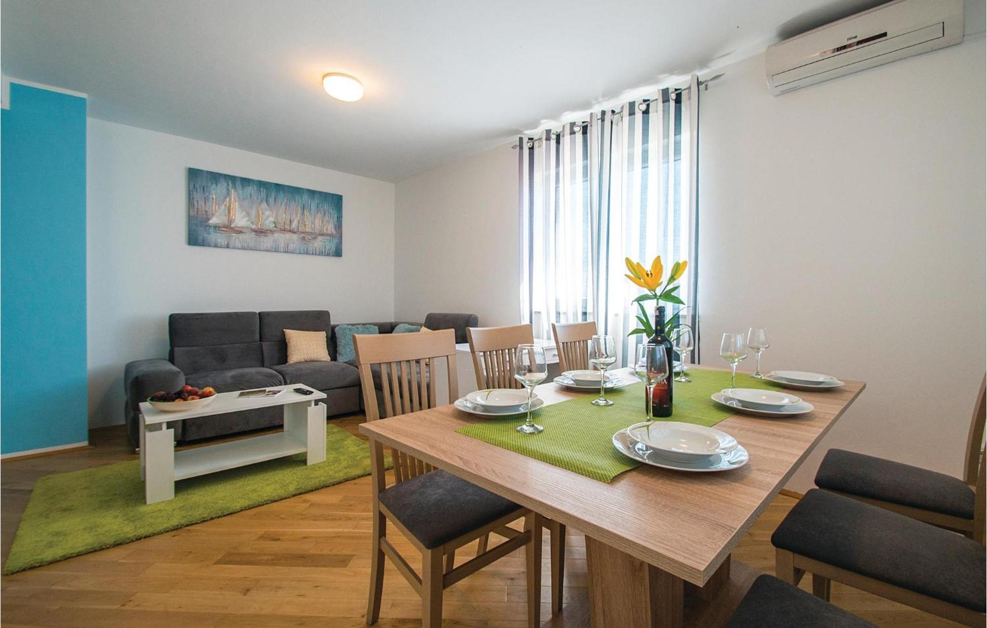 Amazing Apartment In Labin With House Sea View Exterior photo