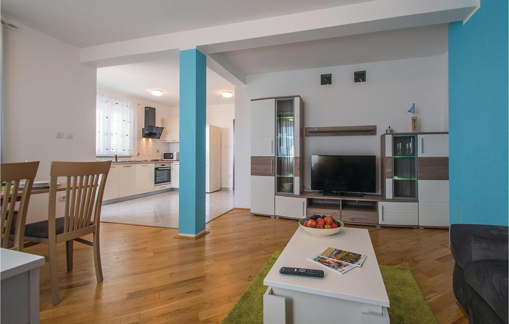 Amazing Apartment In Labin With House Sea View Exterior photo